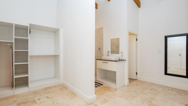 10 Bedroom Property for Sale in Constantia Western Cape